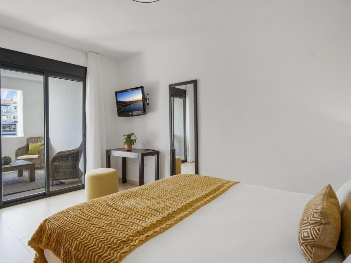 Apartamento De 2 Dormitorios En Playas Del Duque 马尔韦利亚 外观 照片